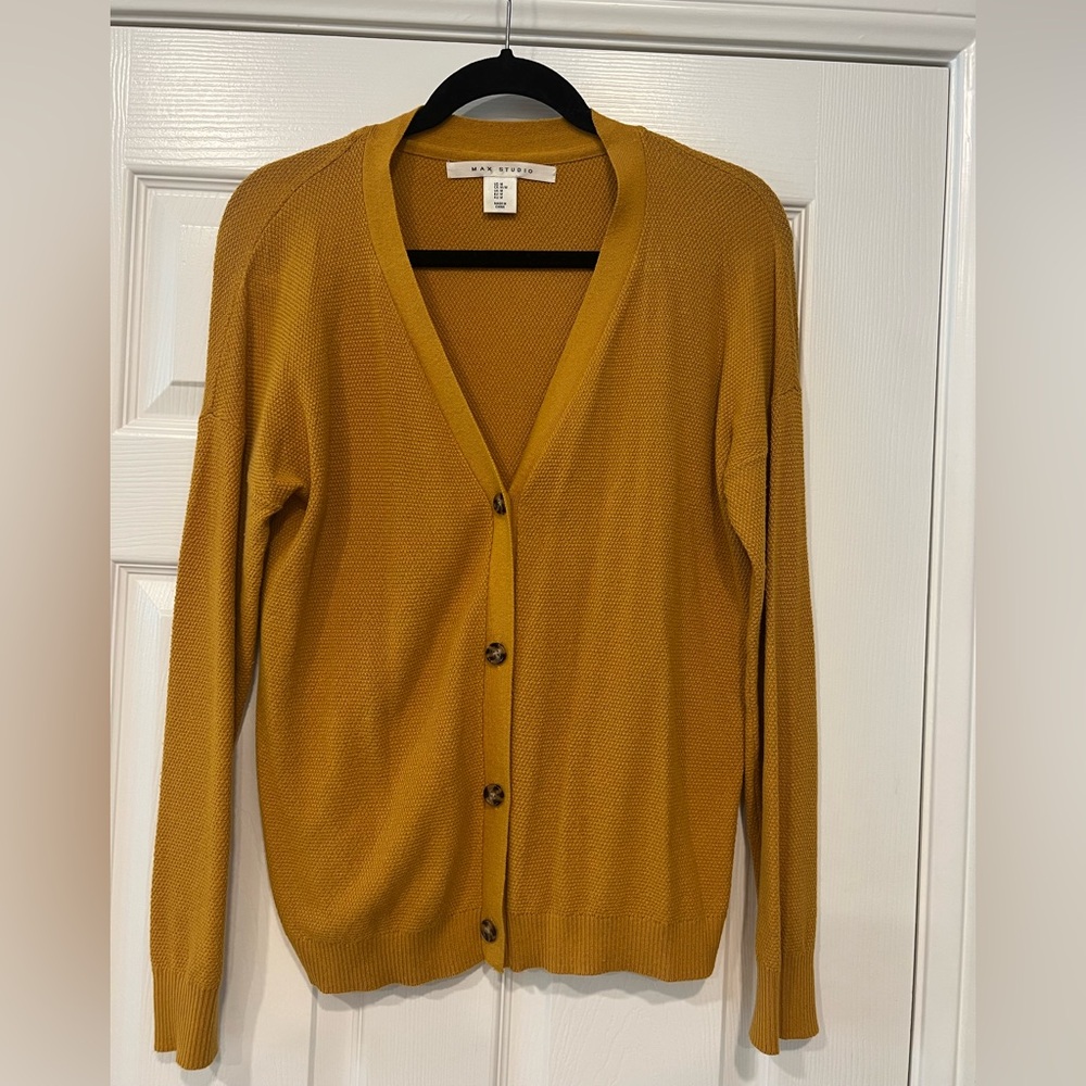 ✨NWOT✨Max Studio Cardigan